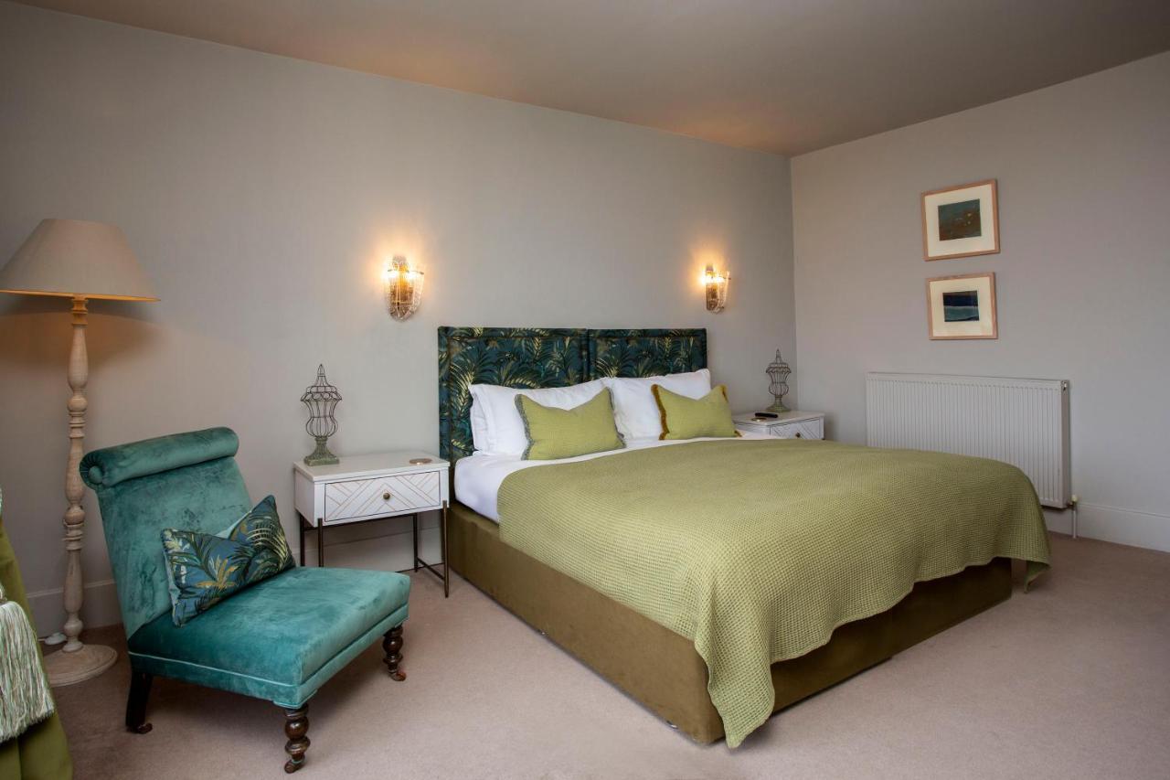 The Grosvenor Arms Hotel Shaftesbury Exterior photo